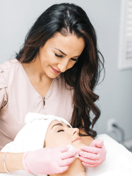 Riding the Wave of Innovation: Top 4 Skincare Trends to Watch